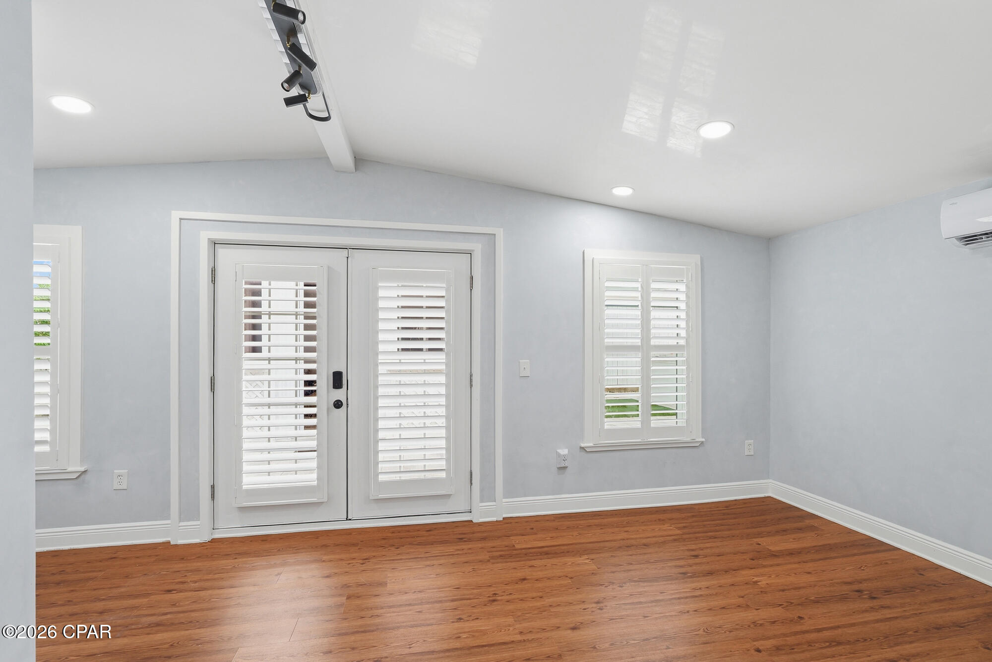 Image 29 For 22519 Lakeview Drive