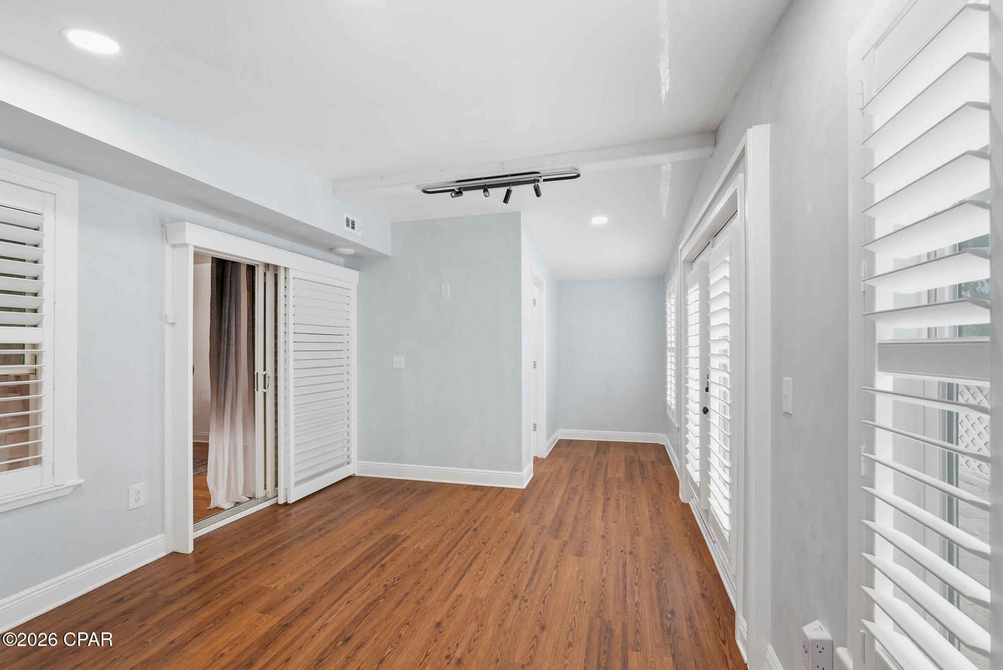 Image 31 For 22519 Lakeview Drive