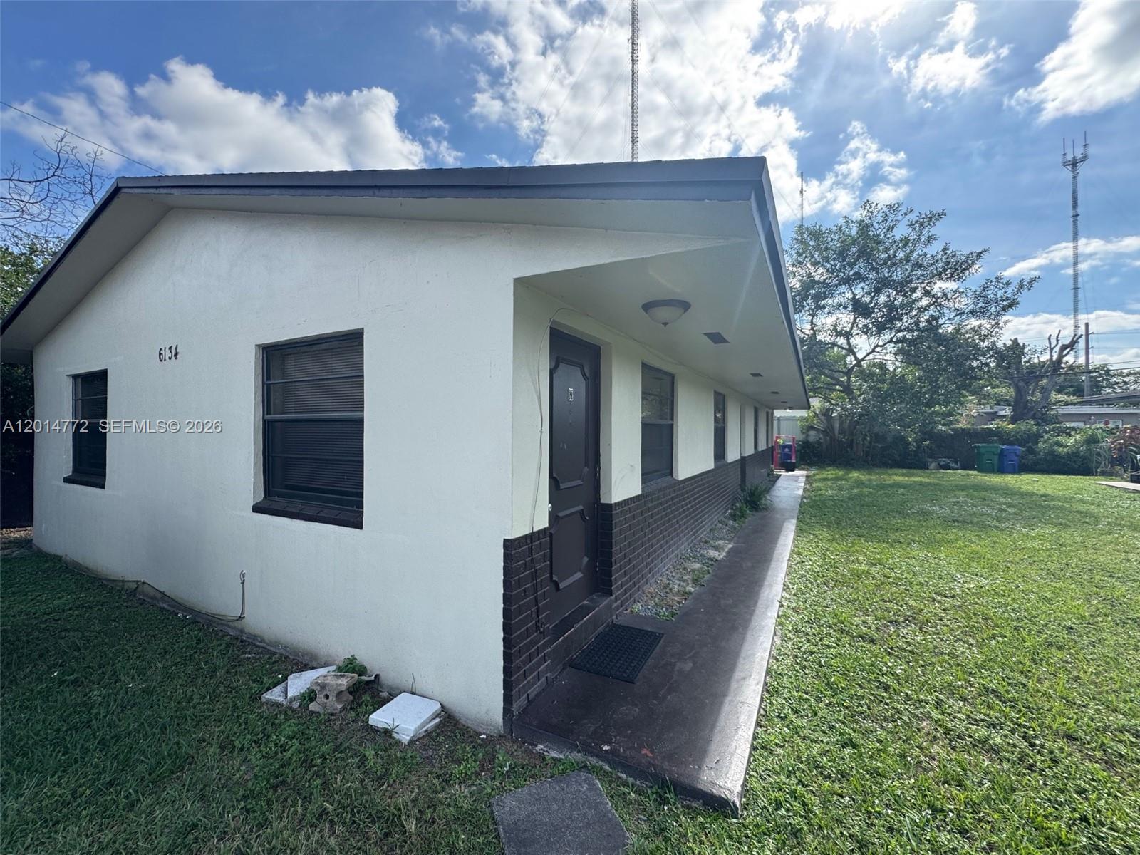 Homes for sale in Miramar, FL | 6134 Sw 40th Ct, Miramar, FL 33023 | MLS# A12014772