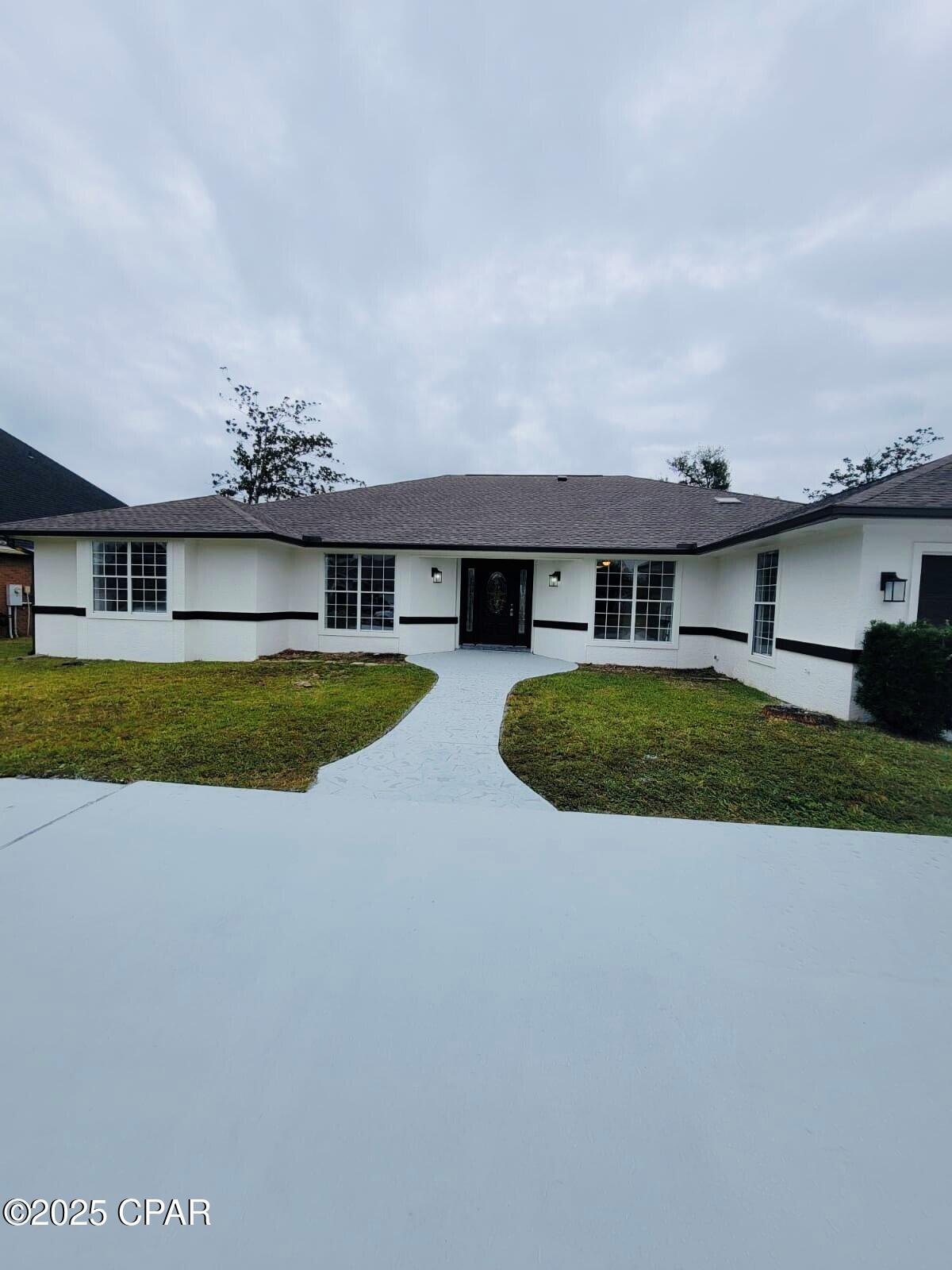 Image 2 For 3303 Country Club Drive