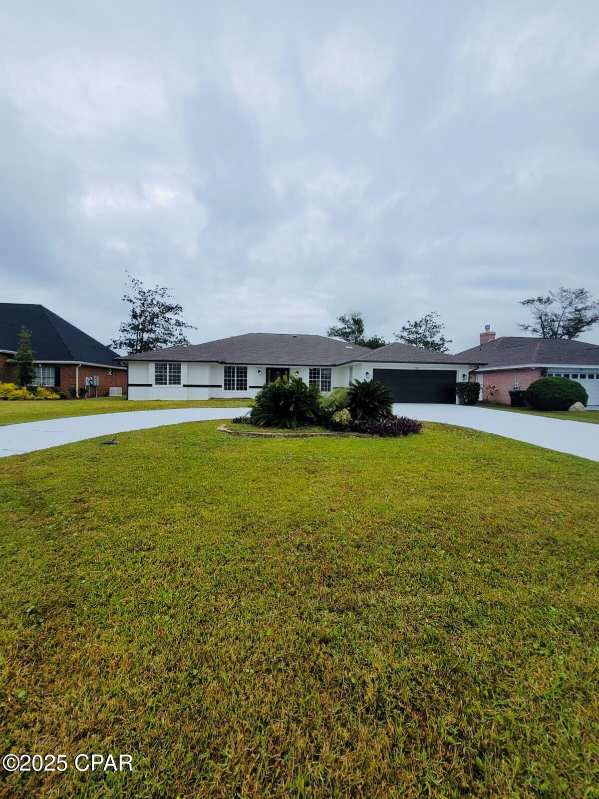 Image 4 For 3303 Country Club Drive
