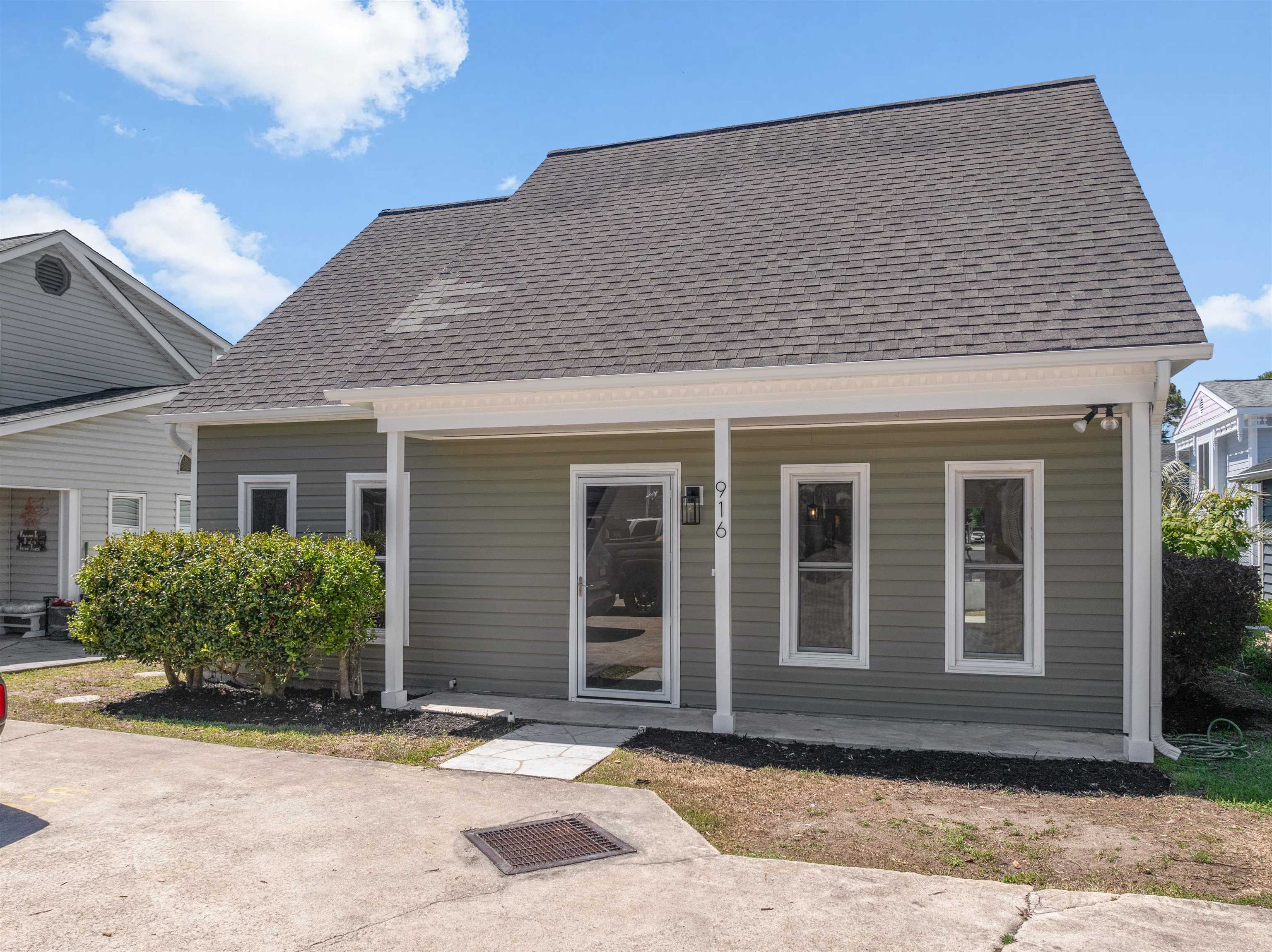 916 Tiffany Ln. North Myrtle Beach, SC 29582