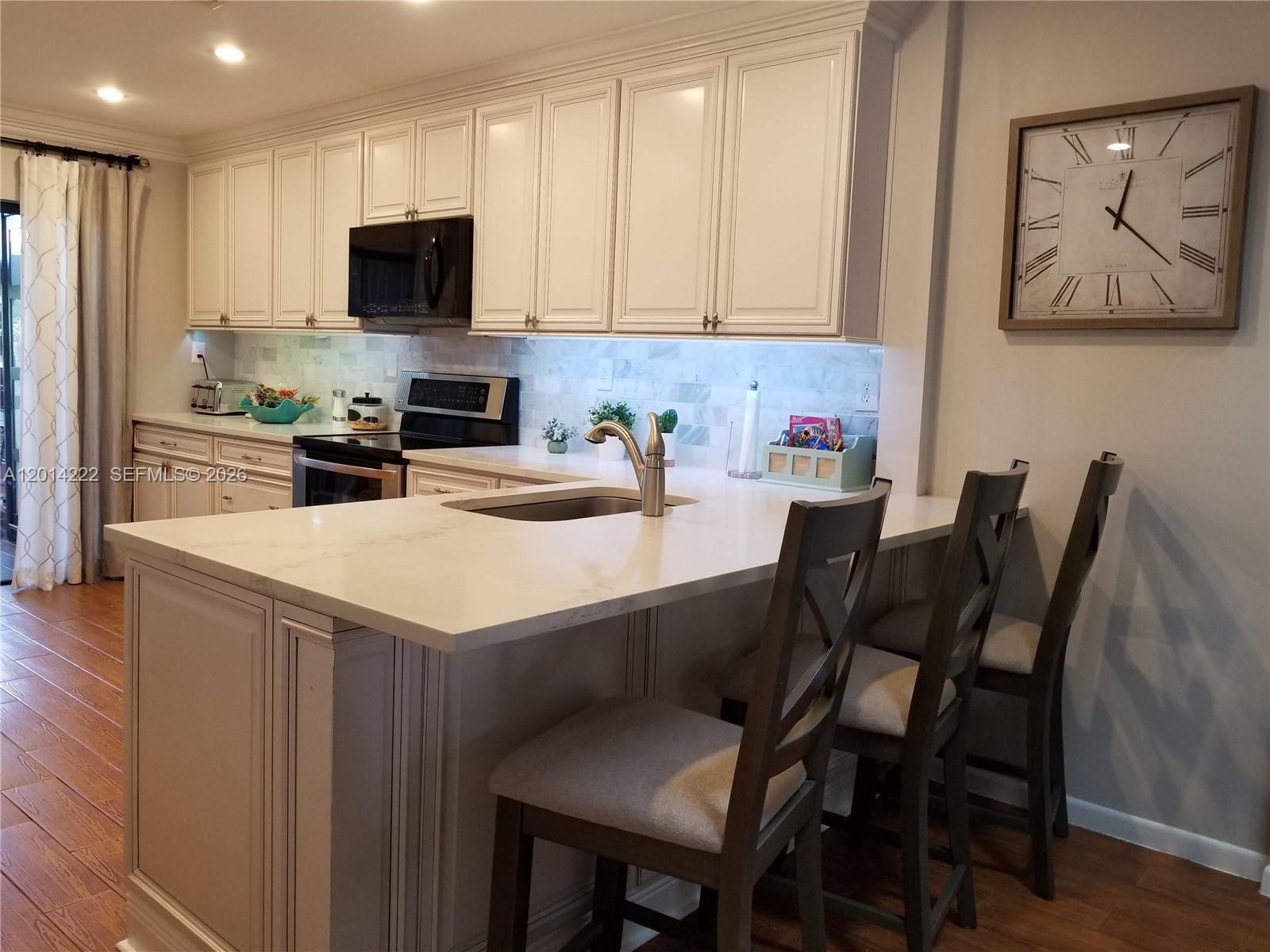 Property photo # 0