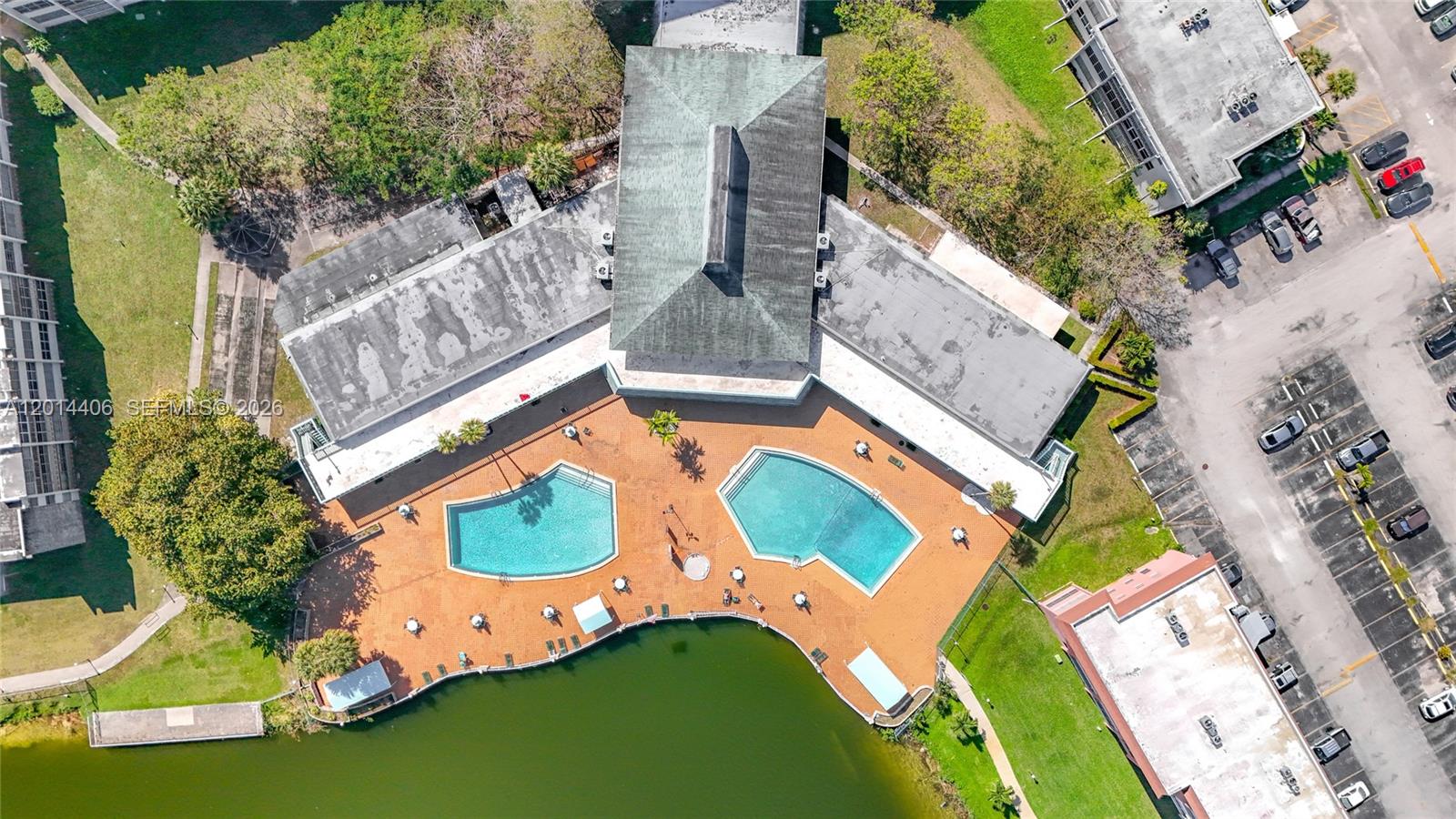 Fifith Moorings Condo