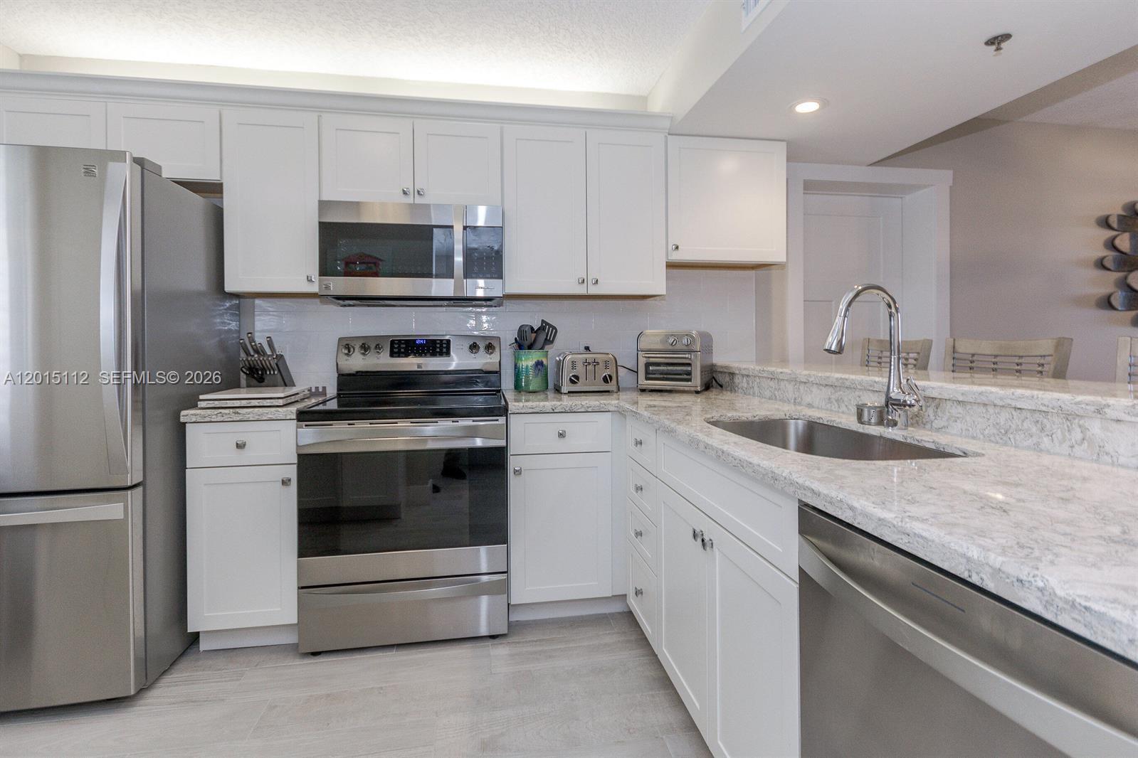 Property photo # 9