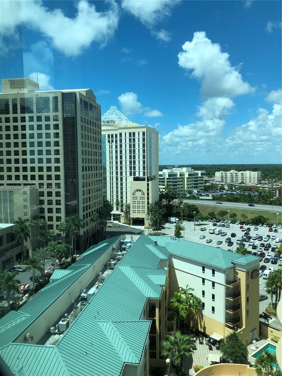 Metropolis I At Dadeland