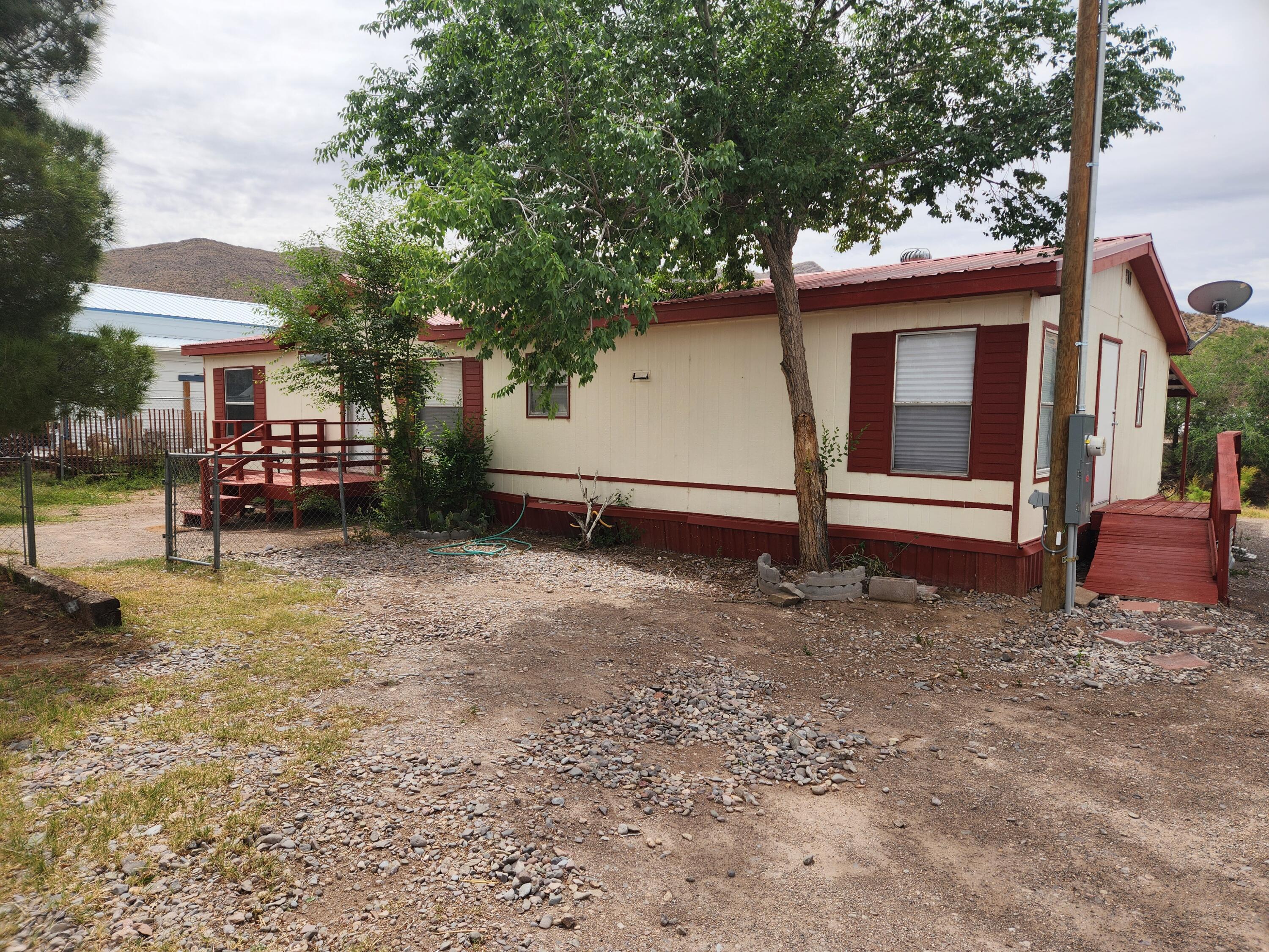 Homes for sale in Truth Or Consequences, NM | 1047 E Riverside Dr, Truth Or Consequences, NM 87901 | MLS# 1103108