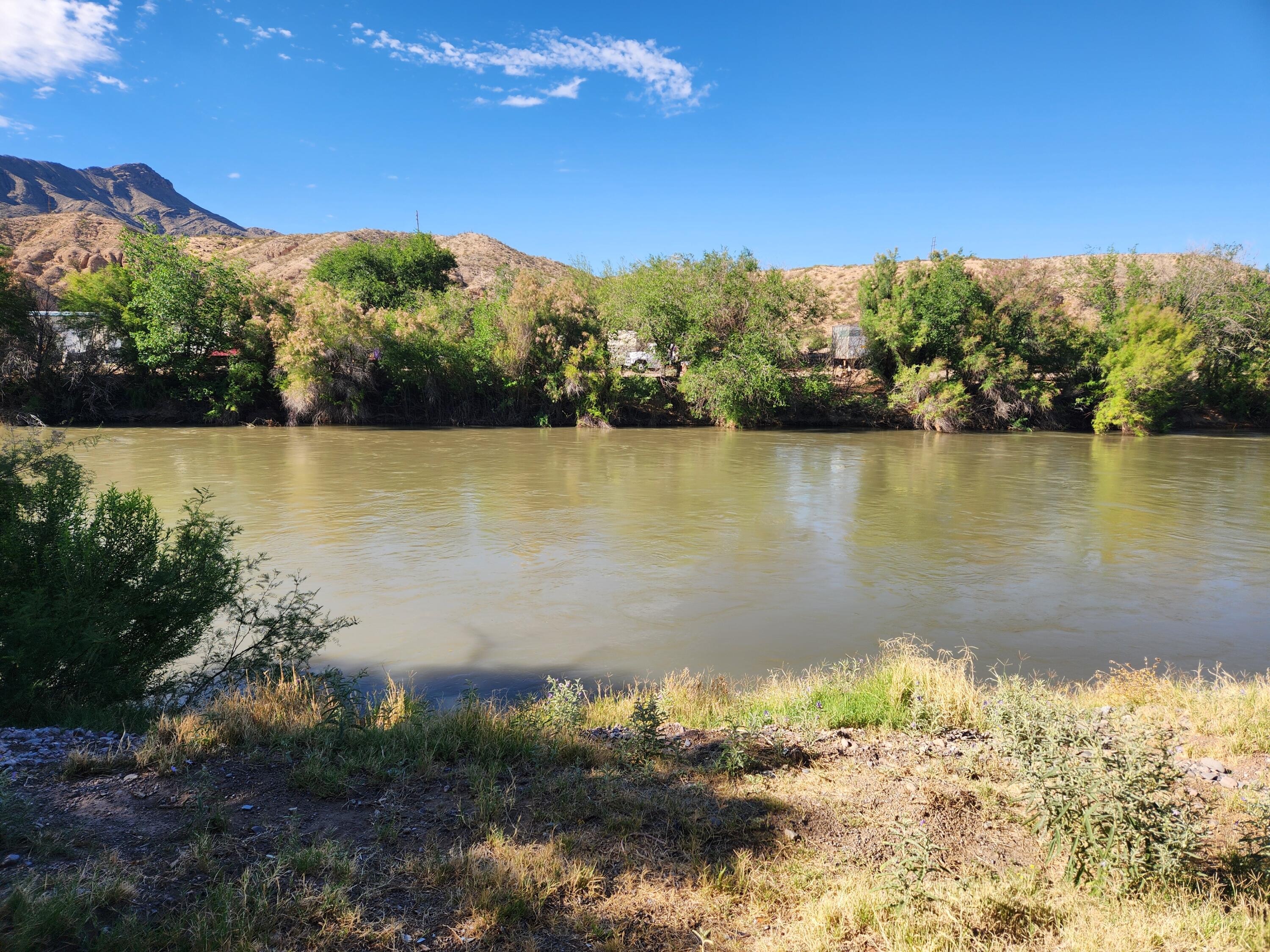 Homes for sale in Truth Or Consequences, NM | 1047 E Riverside Dr, Truth Or Consequences, NM 87901 | MLS# 1103108