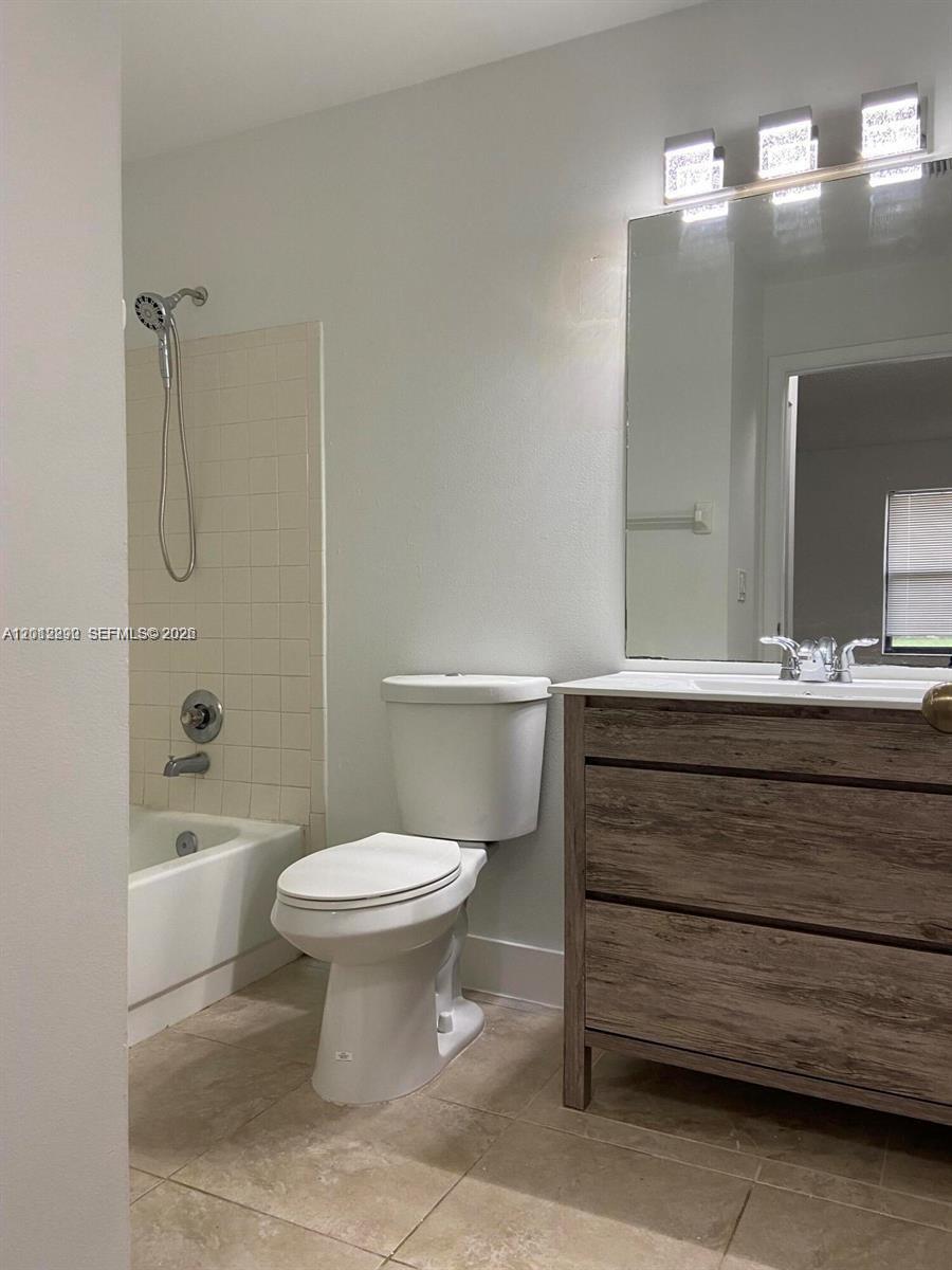 Property photo # 2