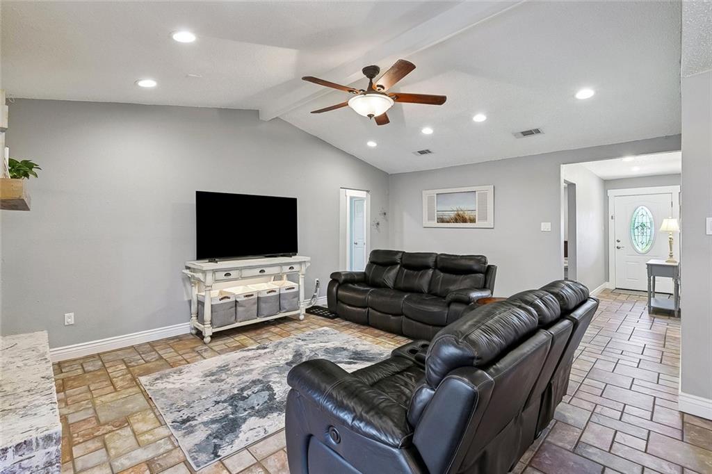 4th image of 2728 Chenier St, Marrero, LA 70072 | MLS# 2557083