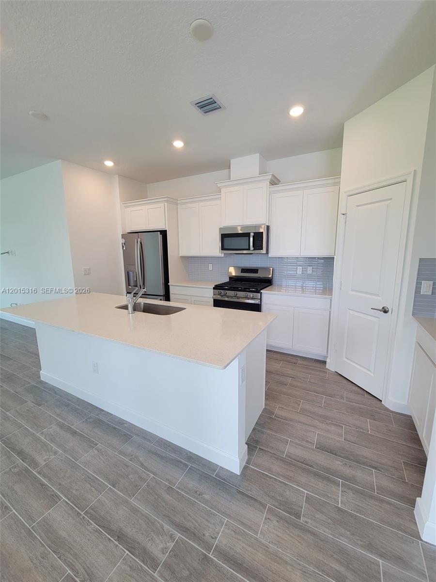 Property photo # 6