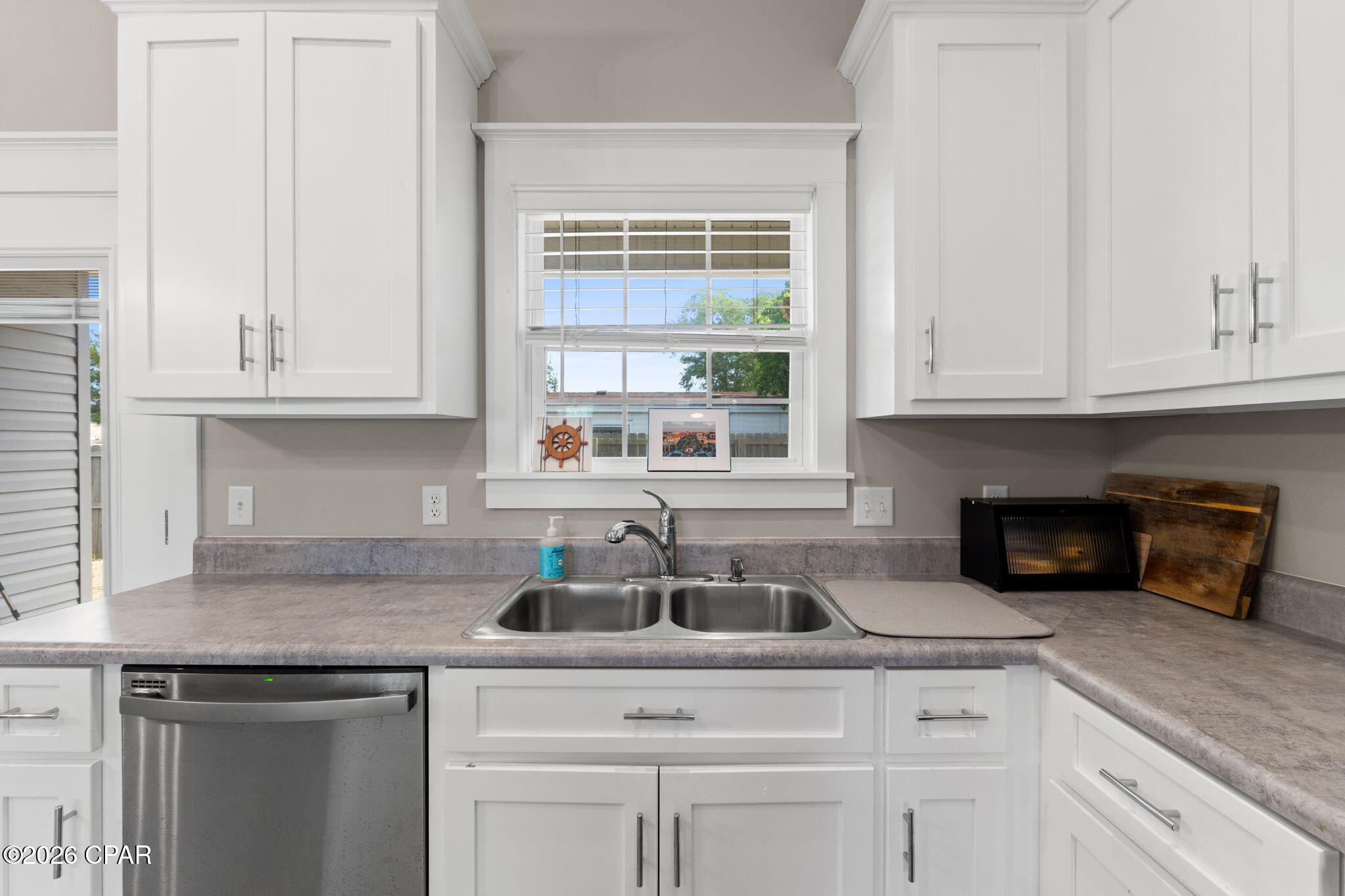 Image 15 For 5206 Robins Court