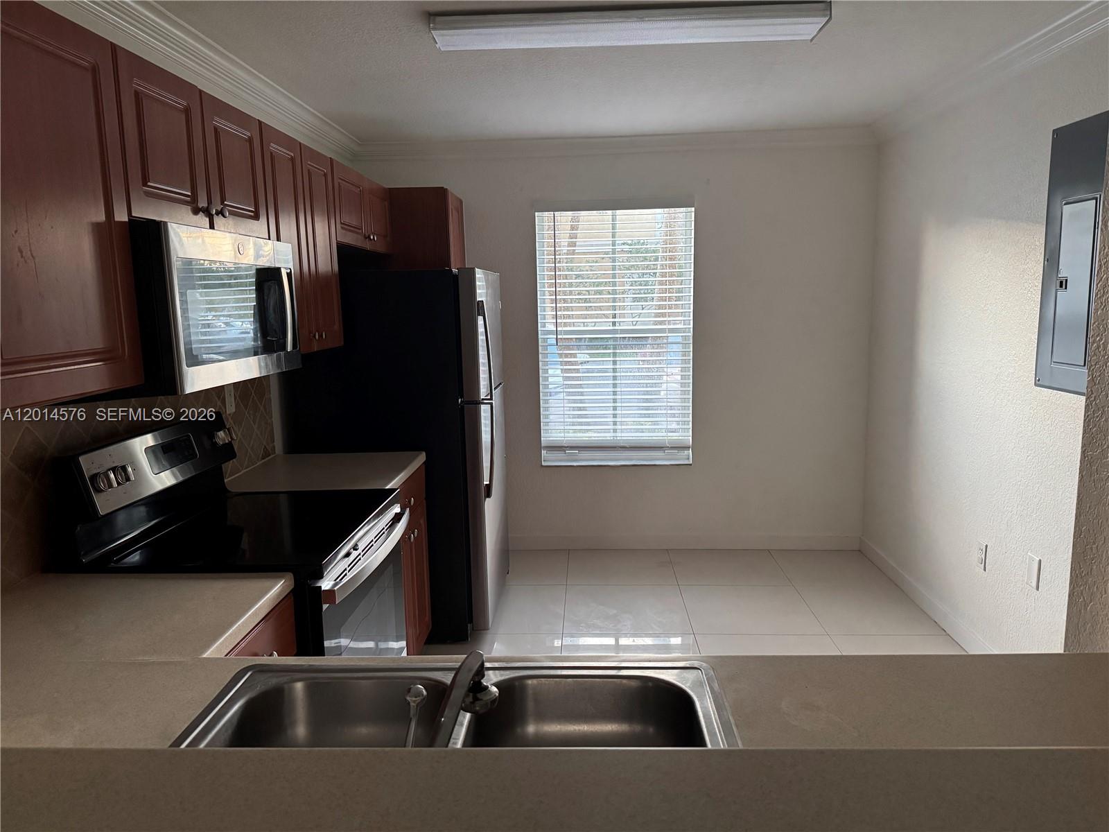 Property photo # 0