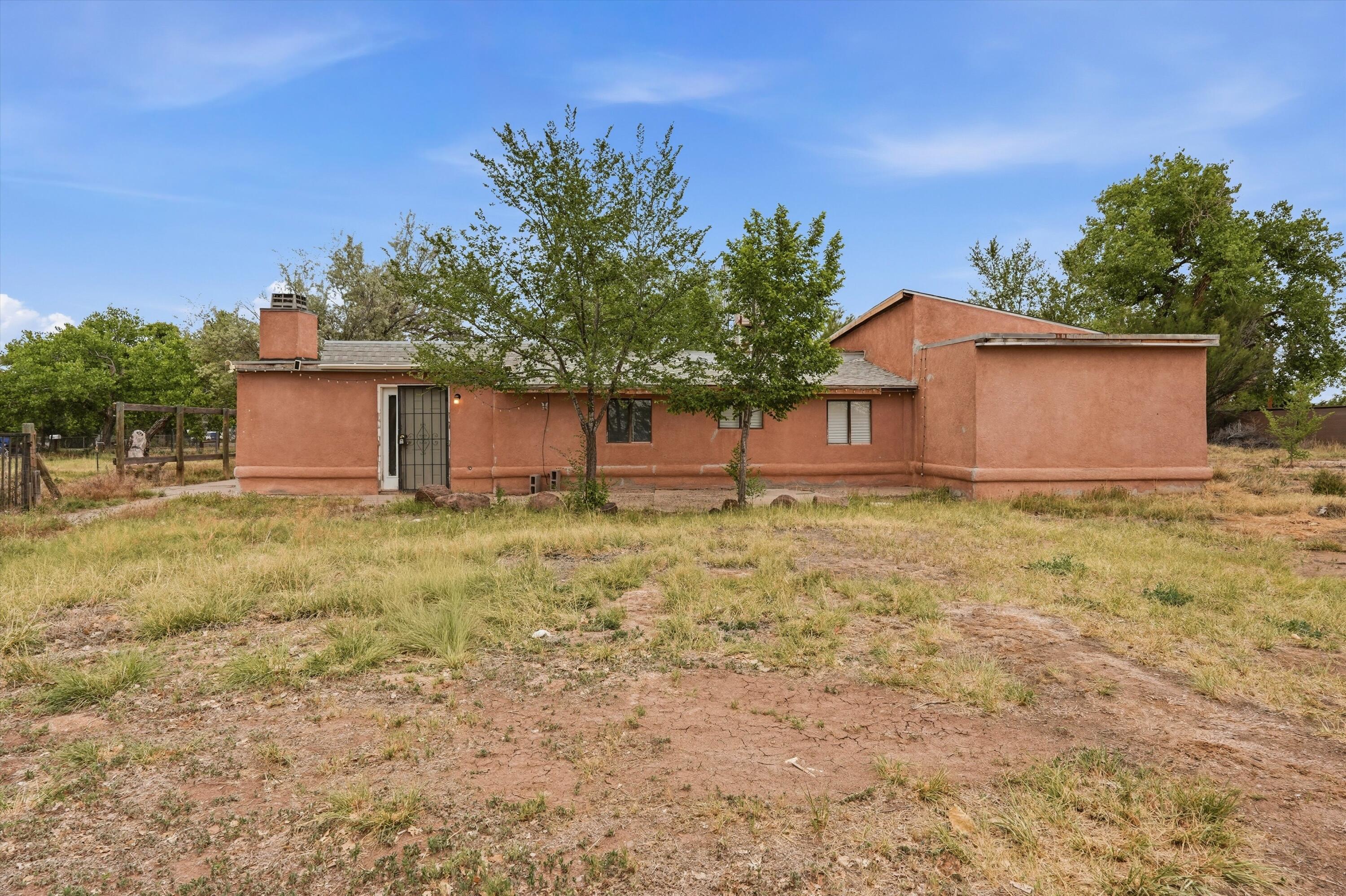 1928 Doris Place 1 Los Lunas, NM 87031