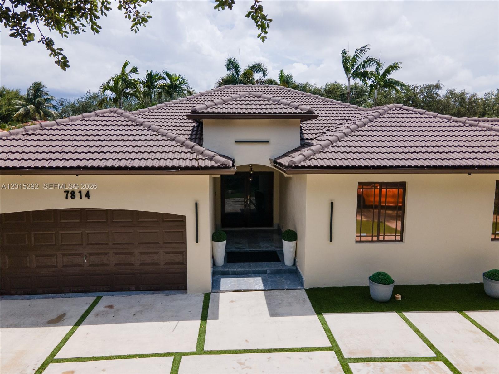 7814 NW 165th St, Miami Lakes, FL 33016