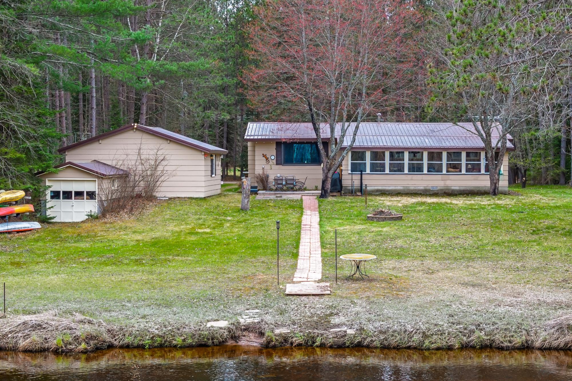 River Property Property 7453 Wolf Rd Photo 2