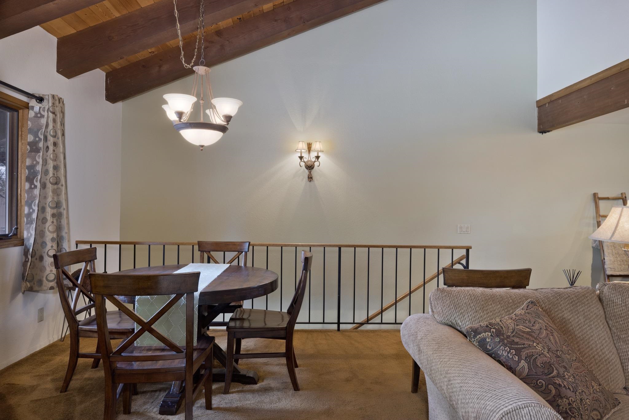 484 Manzanita Road 16