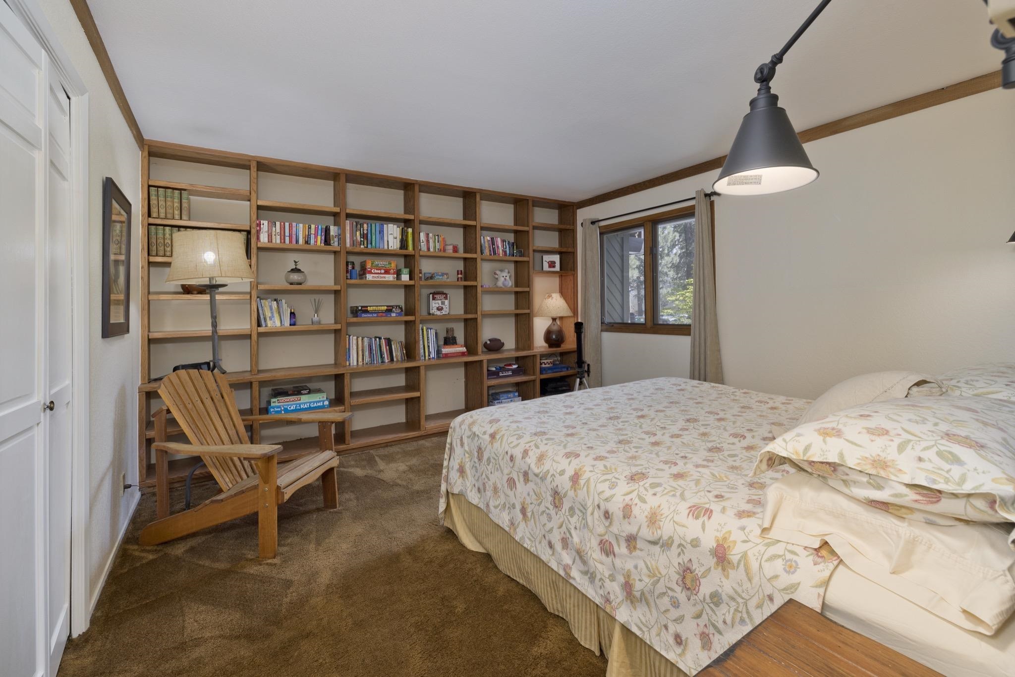 484 Manzanita Road 16