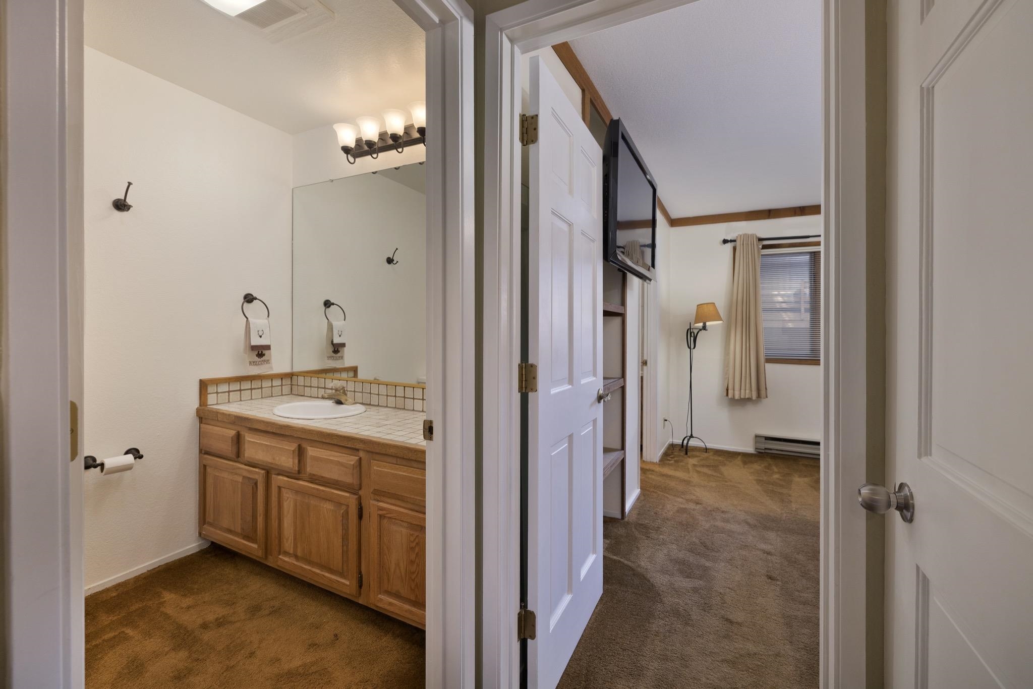 484 Manzanita Road 16