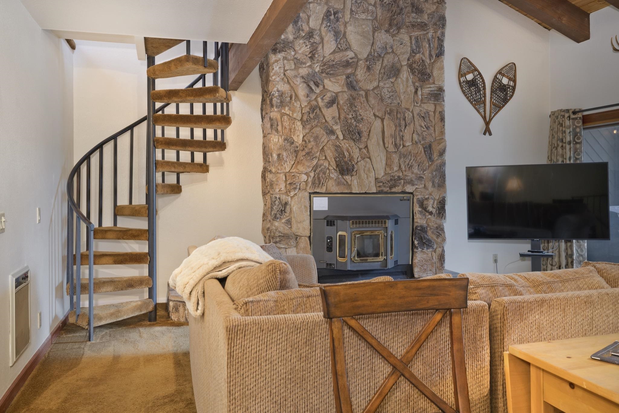 484 Manzanita Road 16