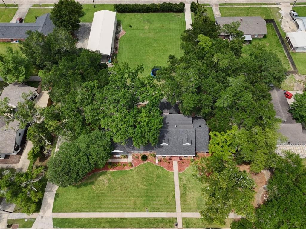 1218 Bernadette Drive — photo 2