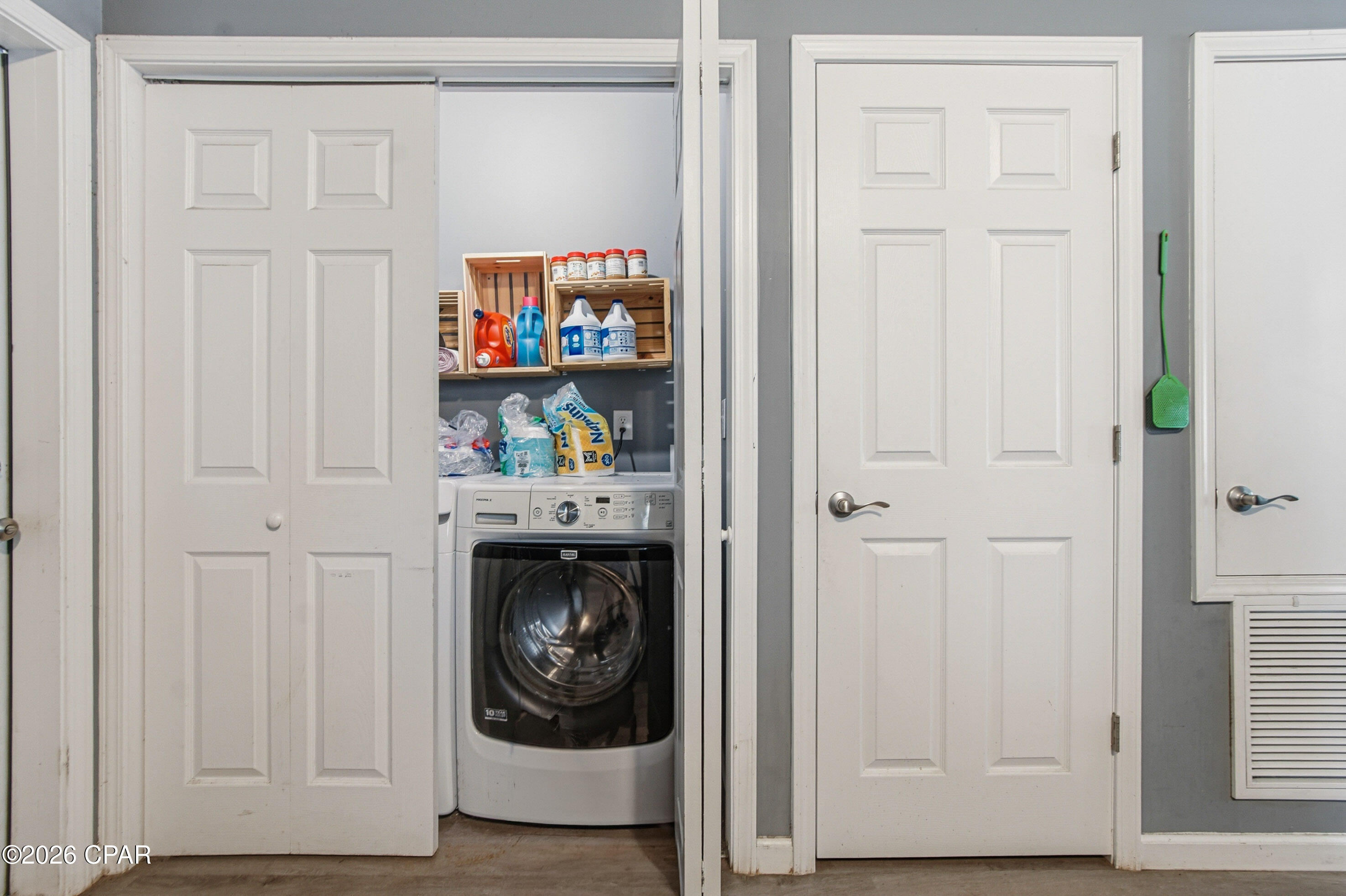 Image 11 For 8411 Laird Street