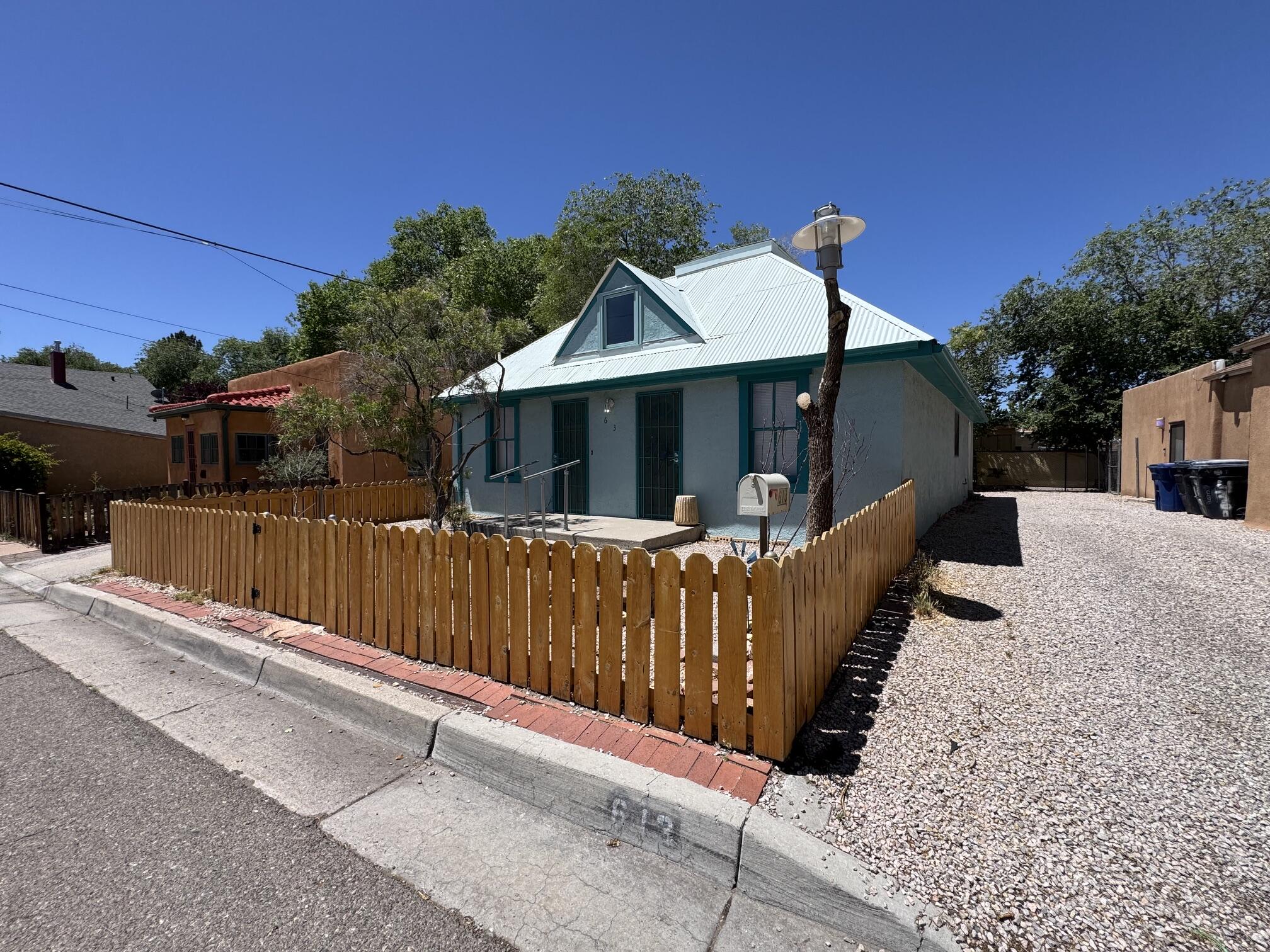 613 Keleher Avenue, Albuquerque NM 87102