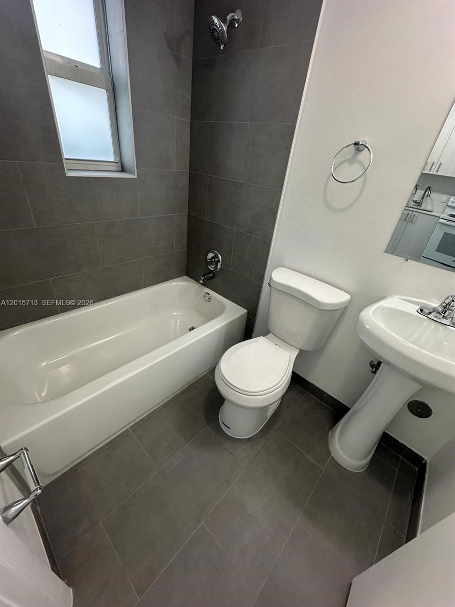 Property photo # 6