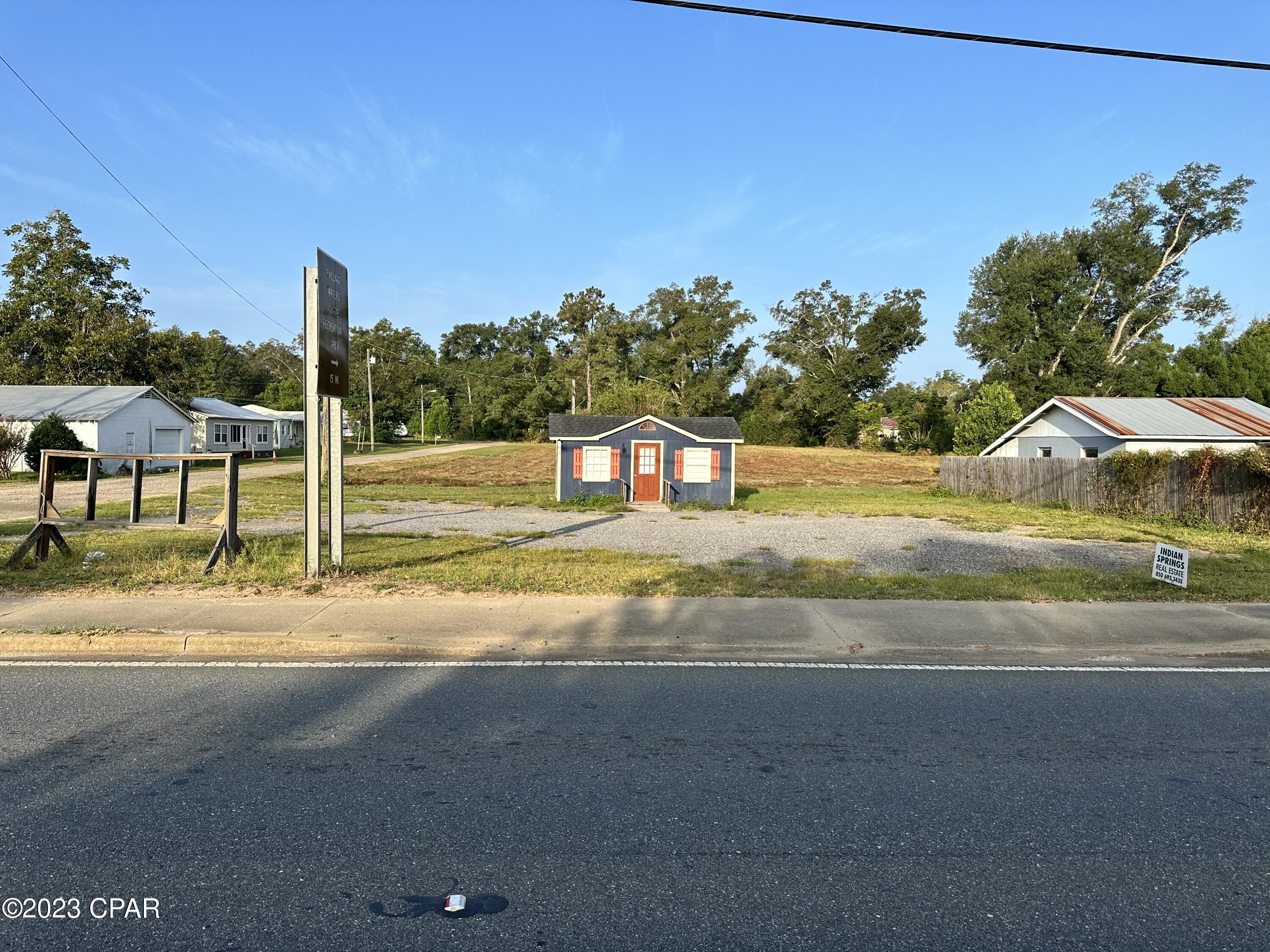 Homes for sale in Cottondale, FL | 3127 Main St, Cottondale, FL 32431 | MLS# 789625