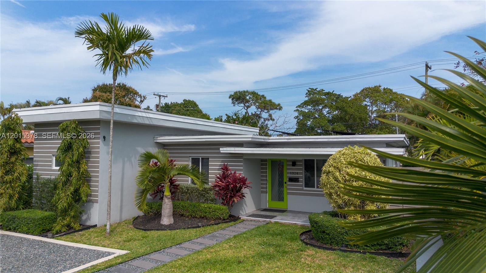 Homes for sale in Fort Lauderdale, FL | 1324 Ne 14Th Ave, Fort Lauderdale, FL 33304 | MLS# A12015378