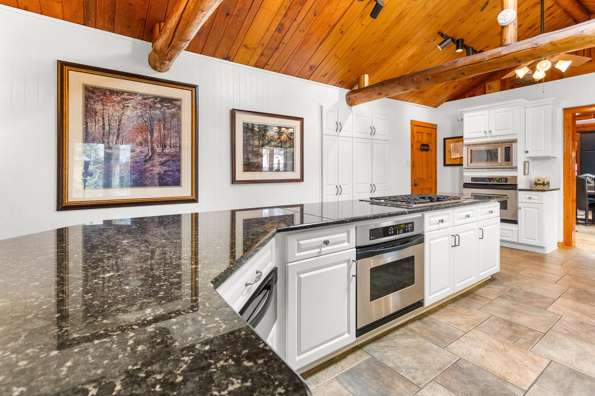 Butternut Lake MC Property N16517 Lakeshore Dr Photo 4