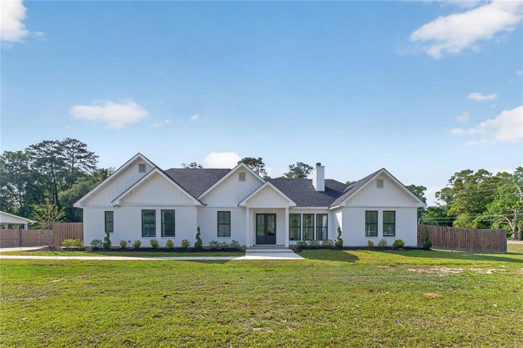Homes for sale in Pearl River, LA | 38113 Julia Dr, Pearl River, LA 70452 | MLS# 2556500