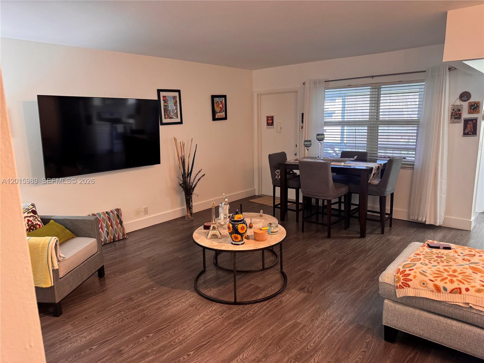 Beverly Hills Condo Numbe