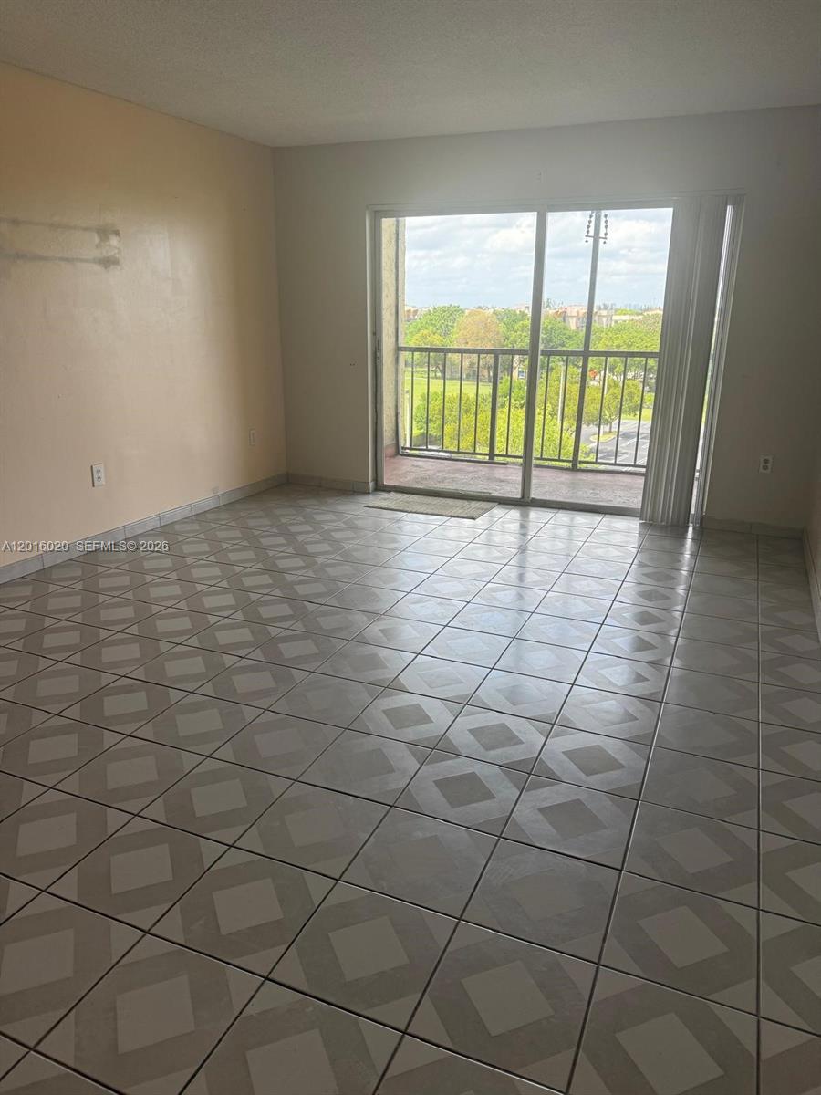 Castillian Club Condo