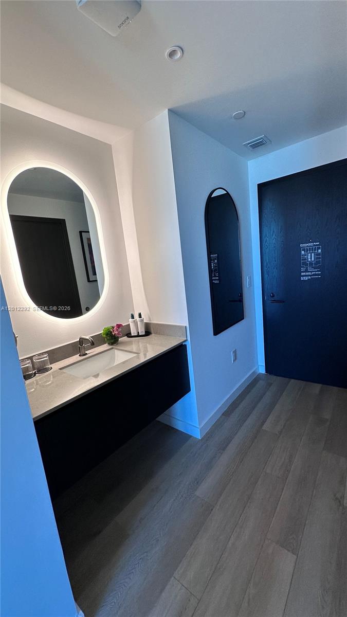 Property photo # 9
