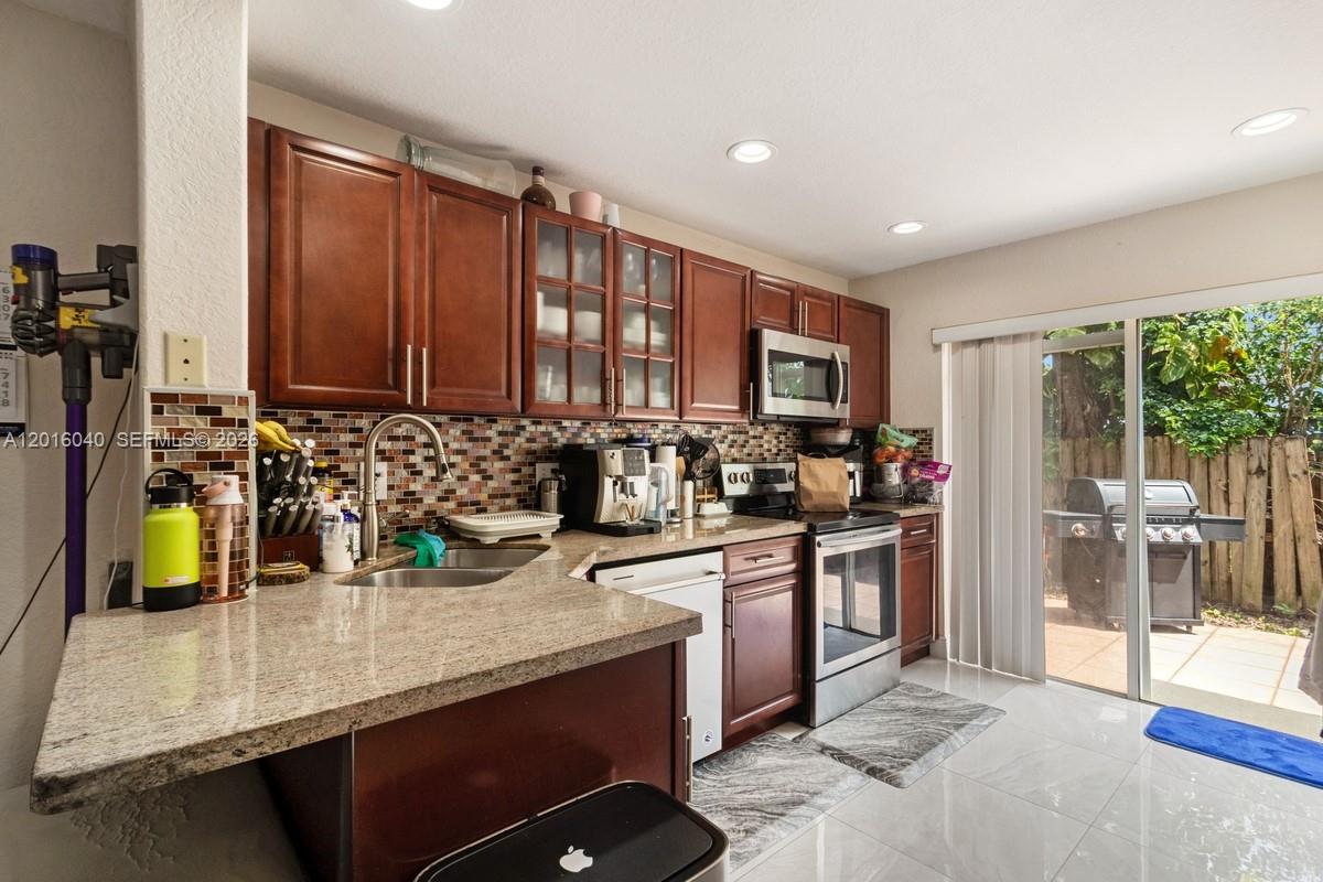 Property photo # 0
