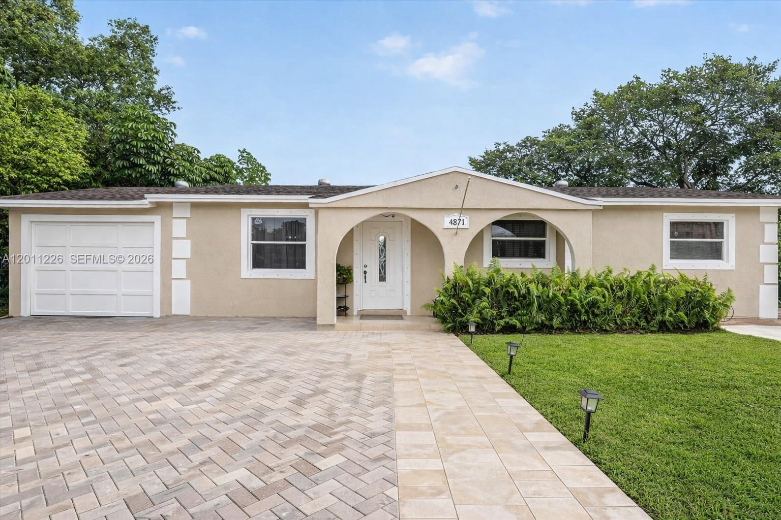 Carol City Gardens