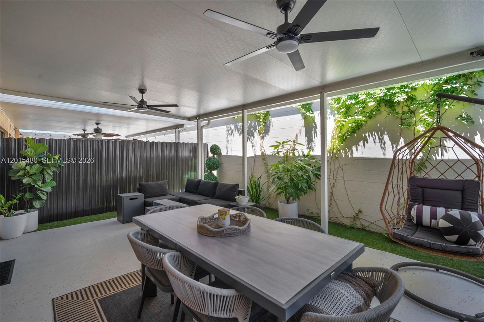 Homes for sale in Hialeah Gardens, FL | 11115 Okeechobee Rd, Hialeah Gardens, FL 33018 | Houzeo