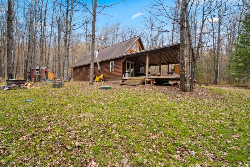 River Property Property 1458 Woodlawn Rd Photo 3