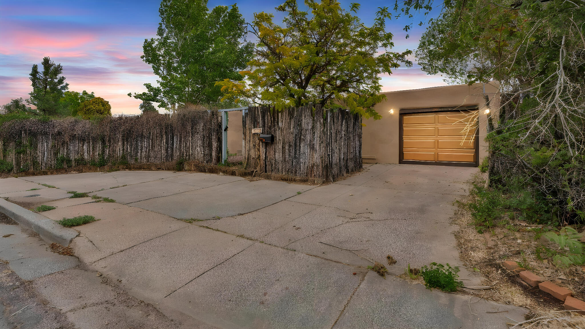 Homes for sale in Santa Fe, NM | 103 Spruce St, Santa Fe, NM 87501 | MLS# 1103297