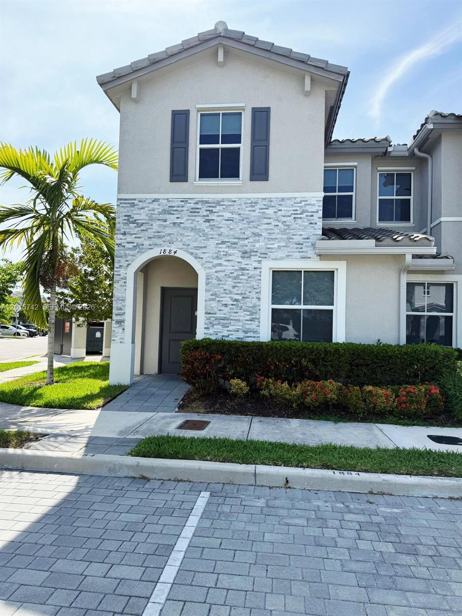 Keys Gate Residential