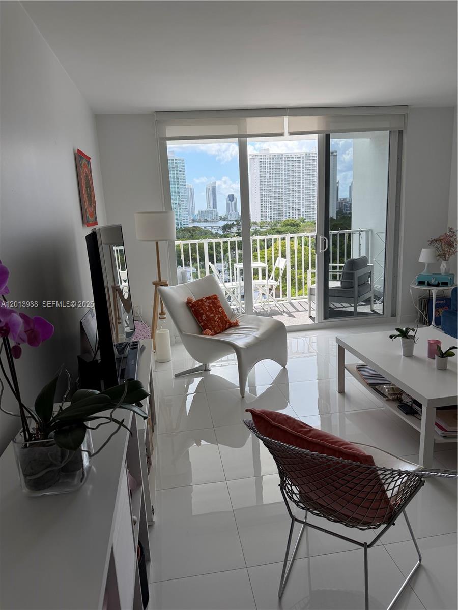 Admirals Port Condo West
