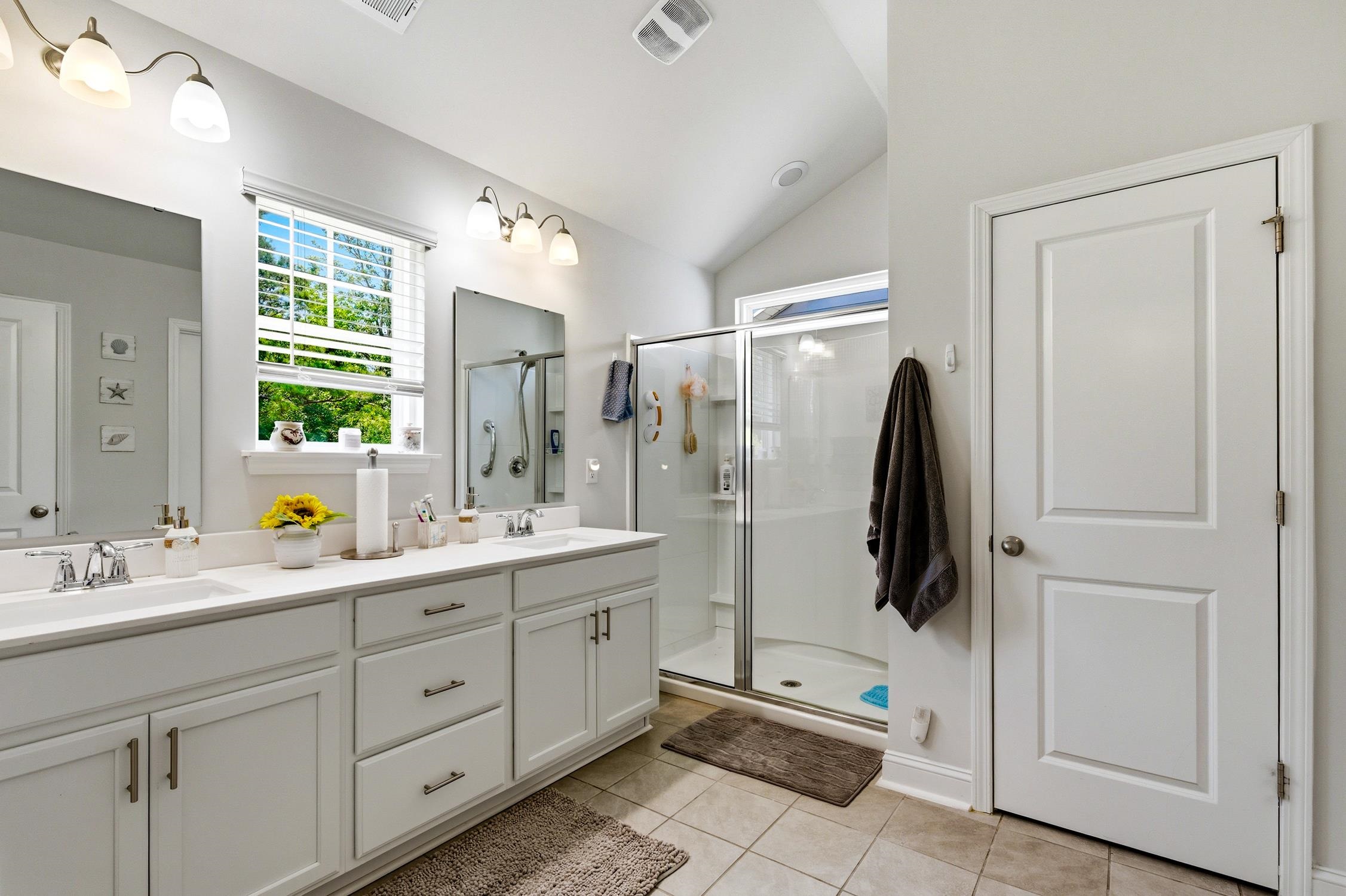 2612096 | Photo 26