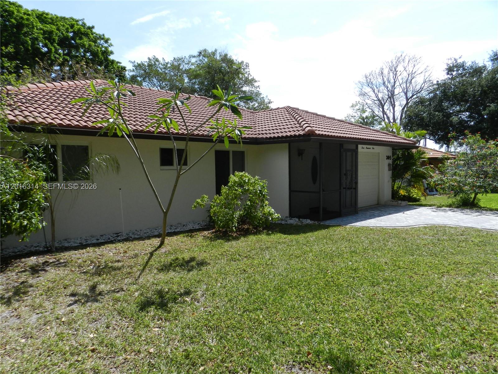 Homes for sale in Boca Raton, FL | 305 Nw 42Nd St, Boca Raton, FL 33431 | MLS# A12016314