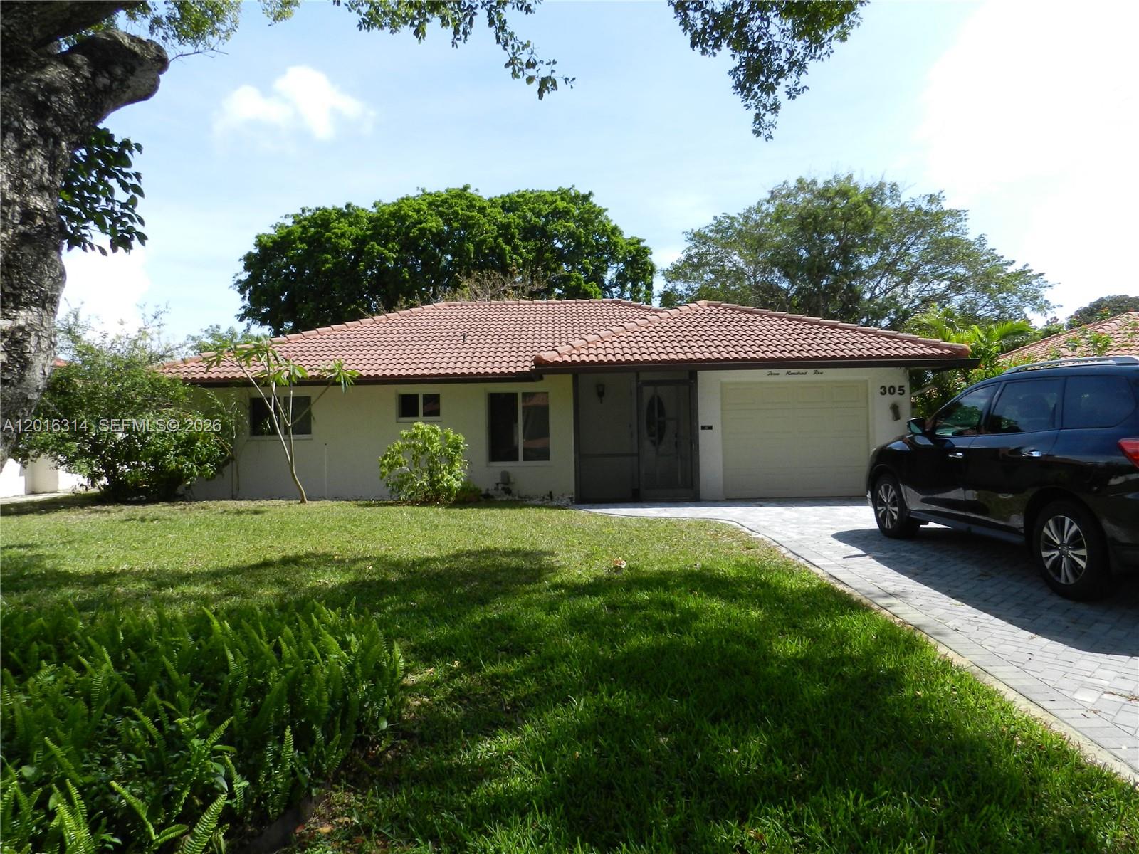 Homes for sale in Boca Raton, FL | 305 Nw 42Nd St, Boca Raton, FL 33431 | MLS# A12016314