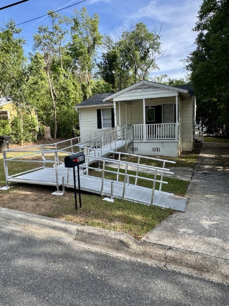 1618  ELBERTA Drive , Tallahassee, FL, 32304