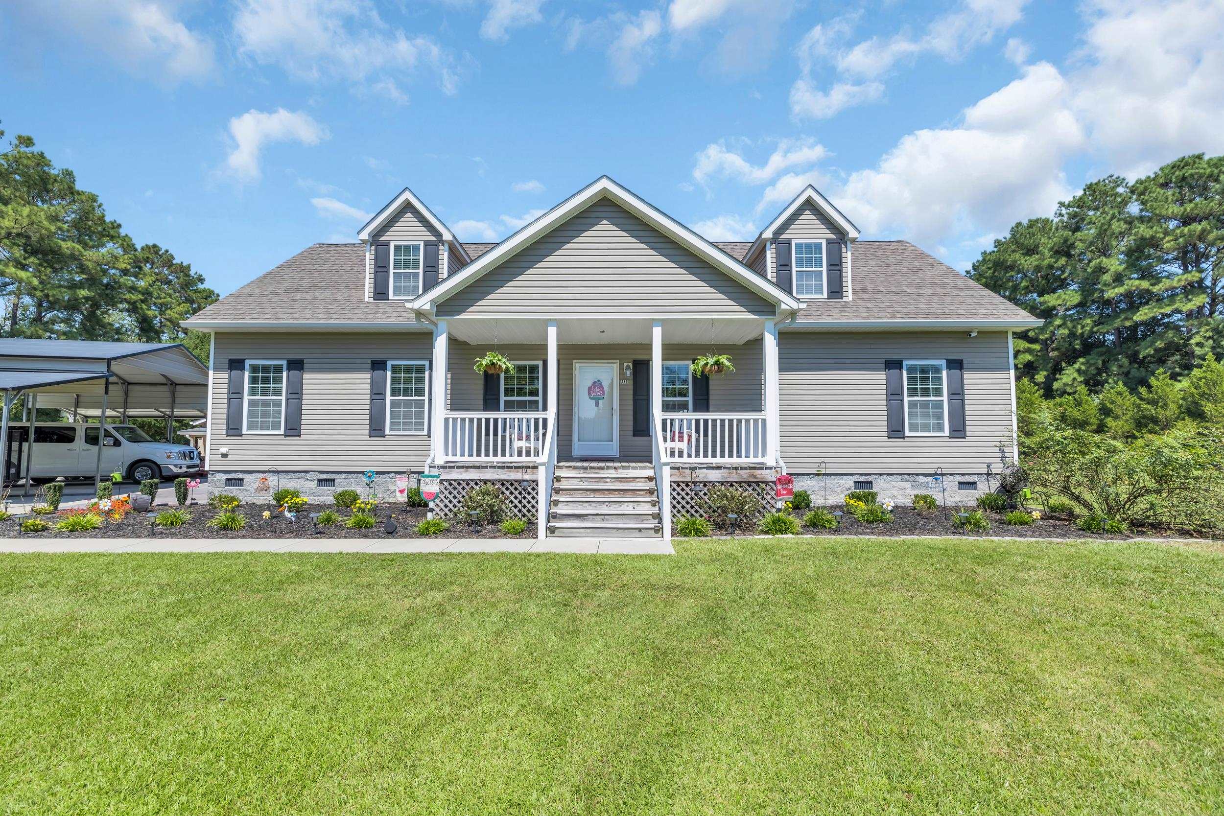381 Saint Ives Rd. Longs, SC 29568