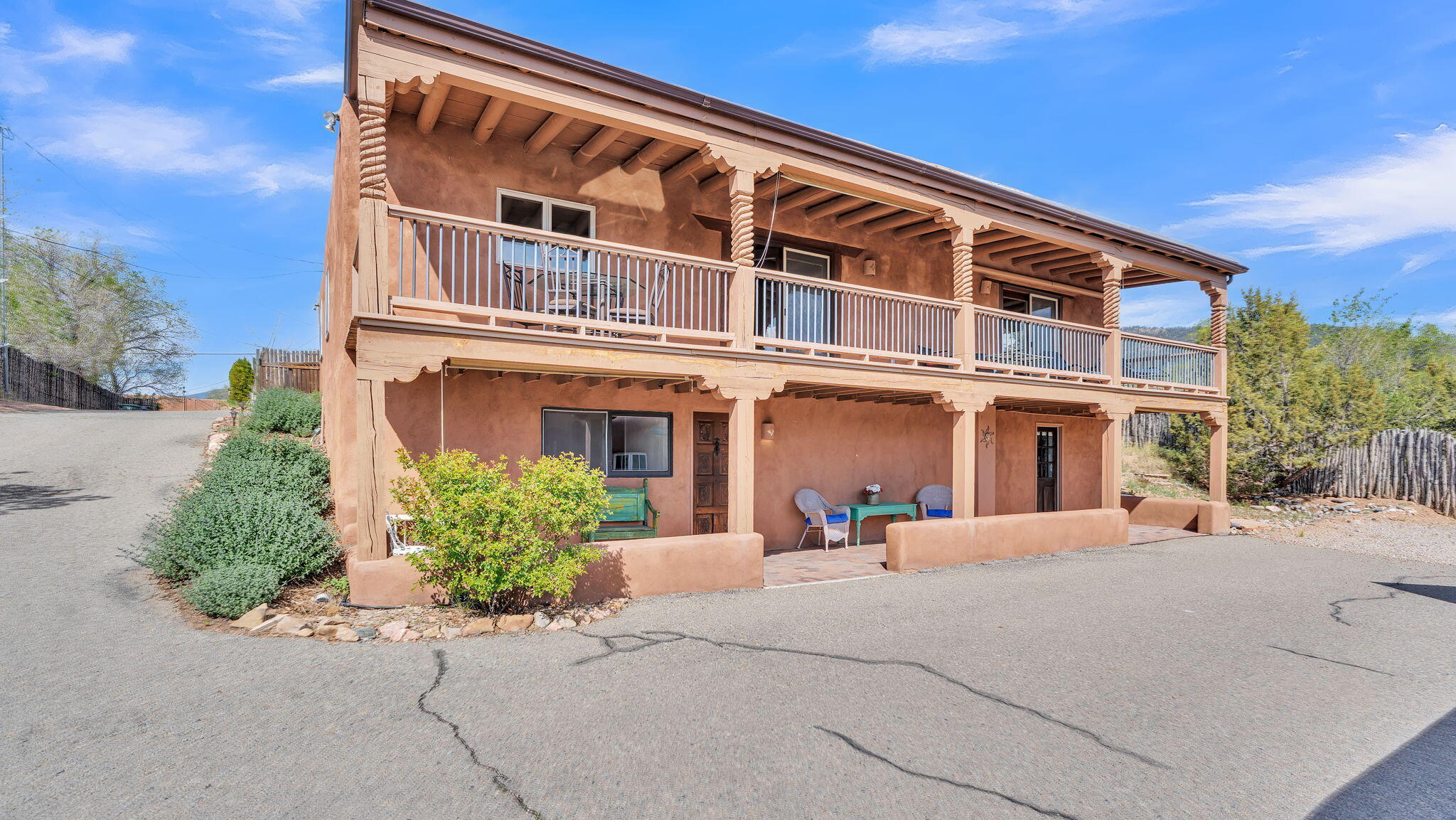 Homes for sale in Santa Fe, NM | 424 Apodaca St, Santa Fe, NM 87501 | MLS# 1103317