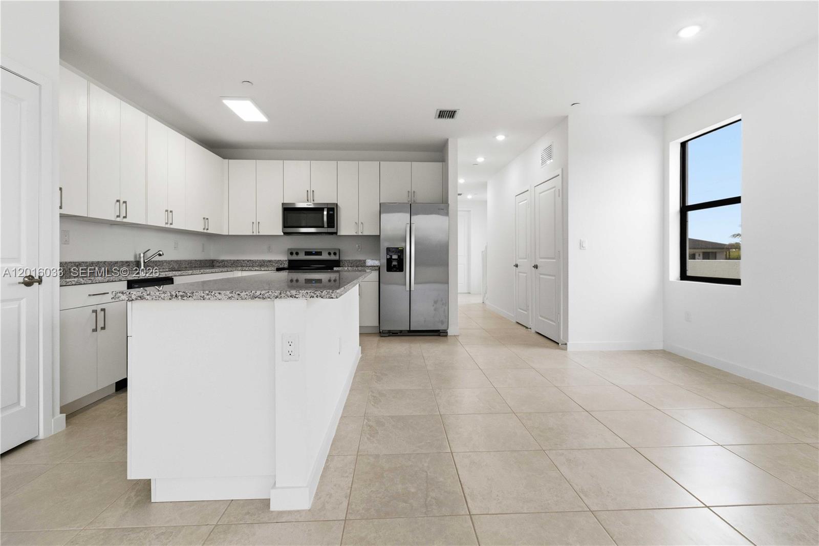 Property photo # 4