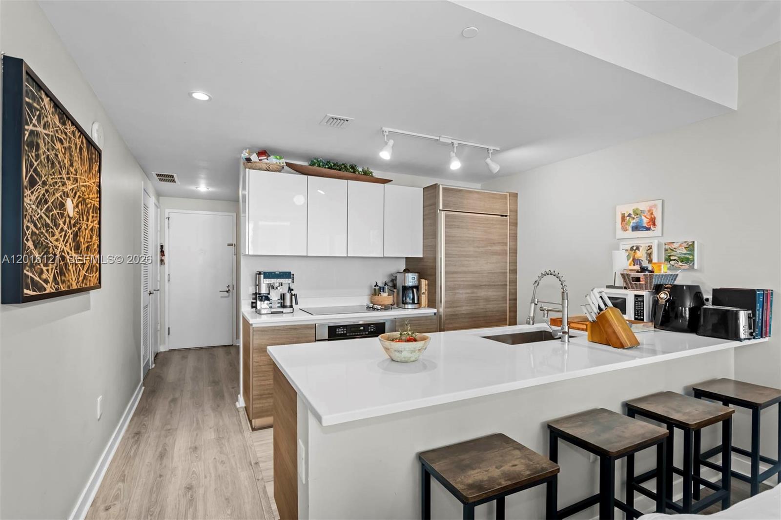 Property photo # 9